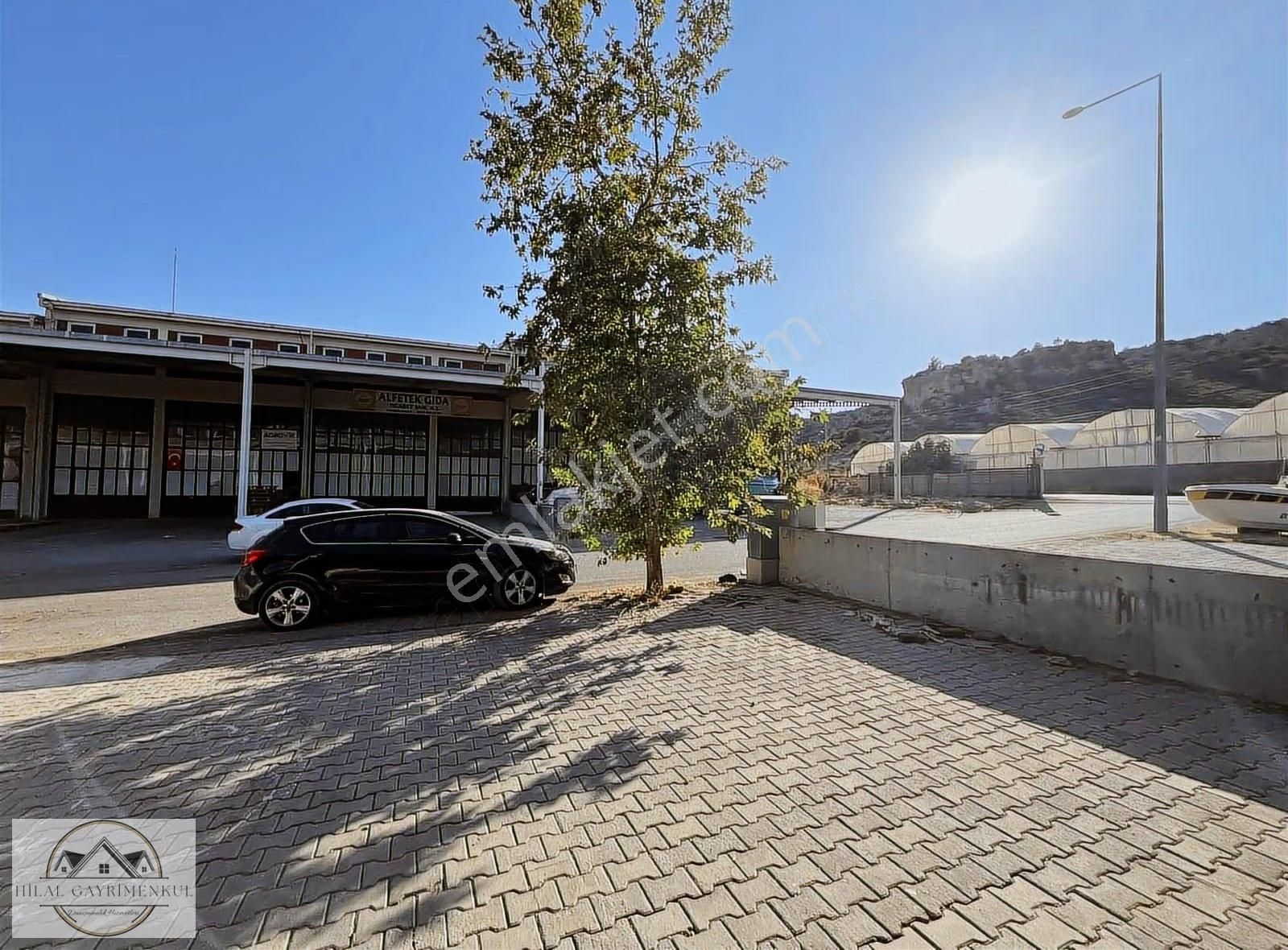 Hilal Gayrimenkulden Sanayi Sit. 2 Katlı Dükkan Çok İş Kollu - Görsel 3