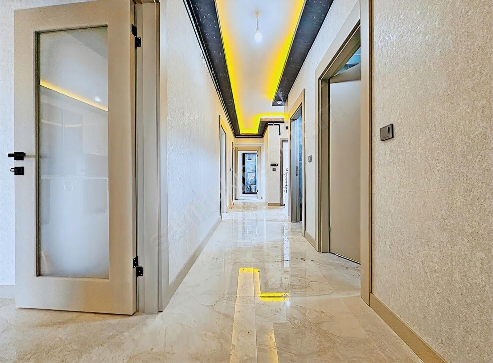 Keçiören'de 145m² Full Yapılı, Teras Balkonlu 3+1 Daire - Görsel 15