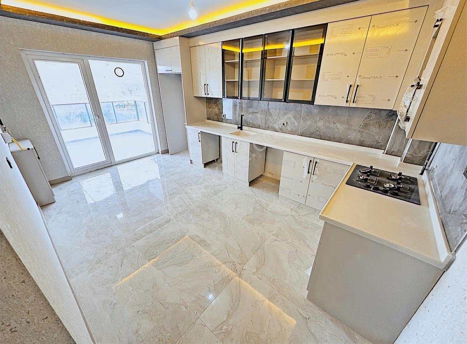 Keçiören'de 145m² Full Yapılı, Teras Balkonlu 3+1 Daire - Görsel 20