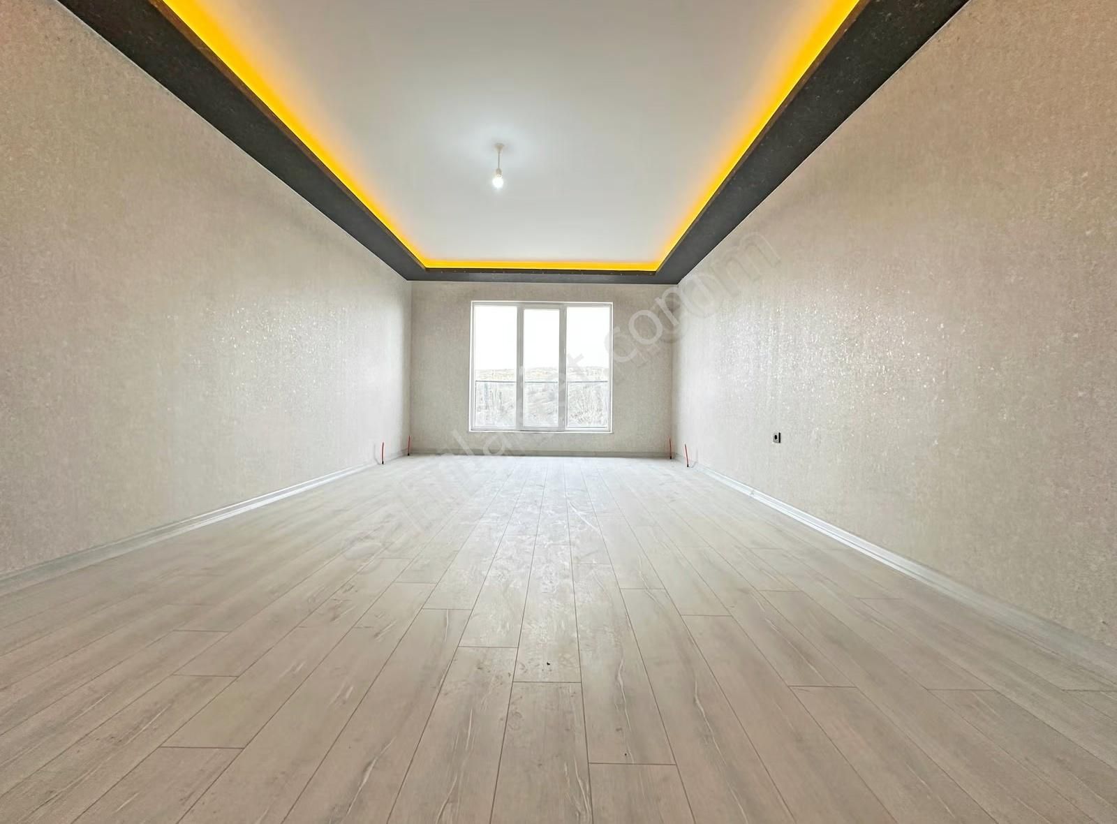 Keçiören'de 145m² Full Yapılı, Teras Balkonlu 3+1 Daire - Görsel 21