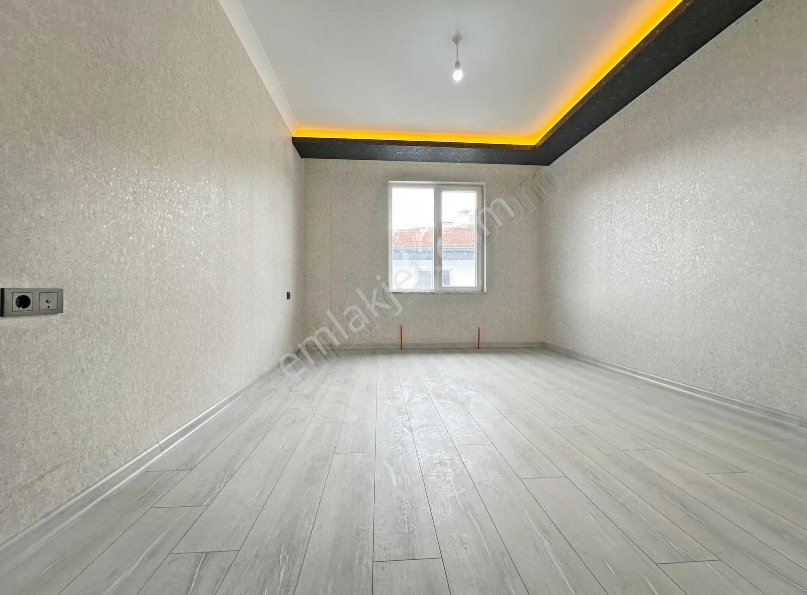 Keçiören'de 145m² Full Yapılı, Teras Balkonlu 3+1 Daire - Görsel 10