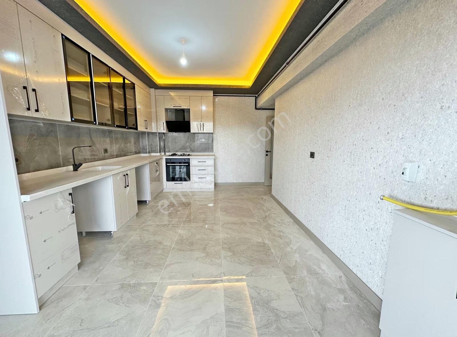 Keçiören'de 145m² Full Yapılı, Teras Balkonlu 3+1 Daire - Görsel 4