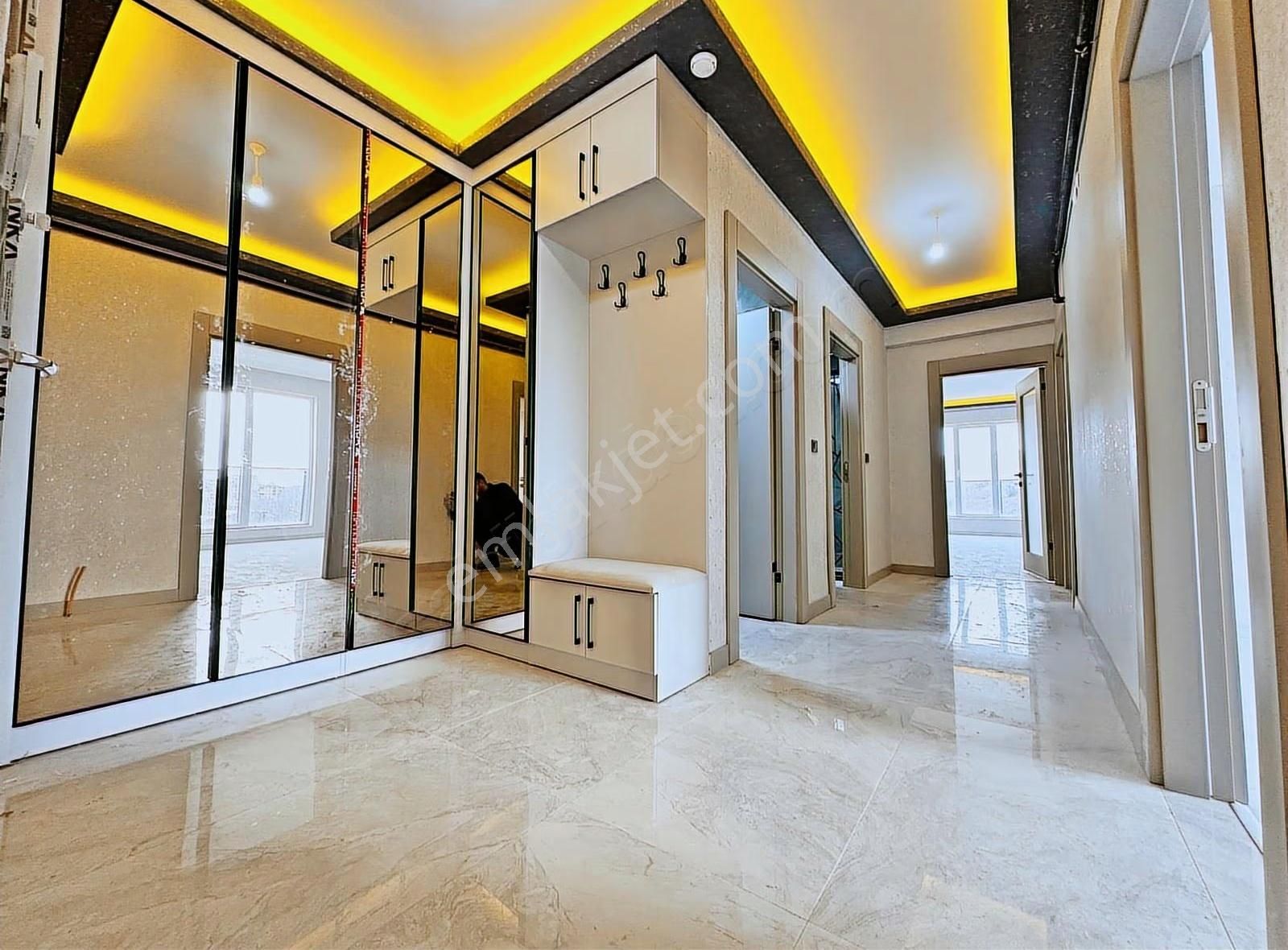 Keçiören'de 145m² Full Yapılı, Teras Balkonlu 3+1 Daire - Görsel 14