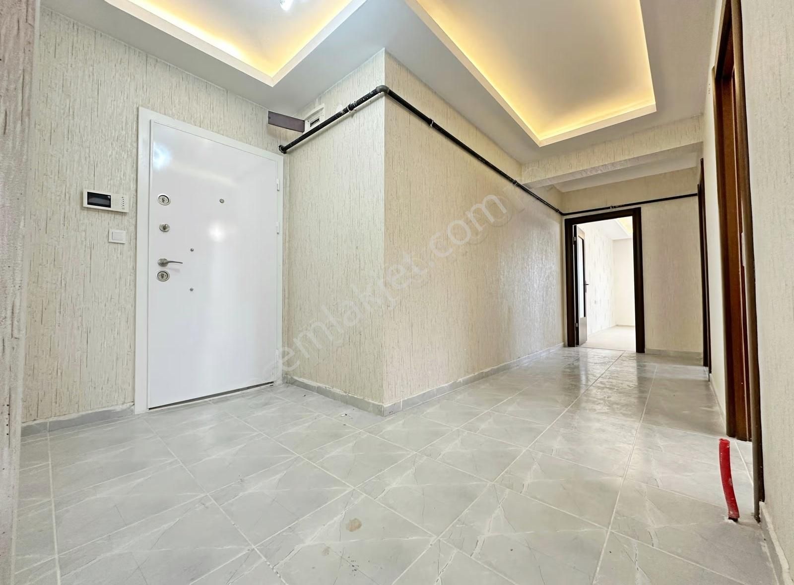 Keçiören'de Teras Balkonlu, Yapılı, Merkezi Konumda 3+1 Daire - Görsel 32