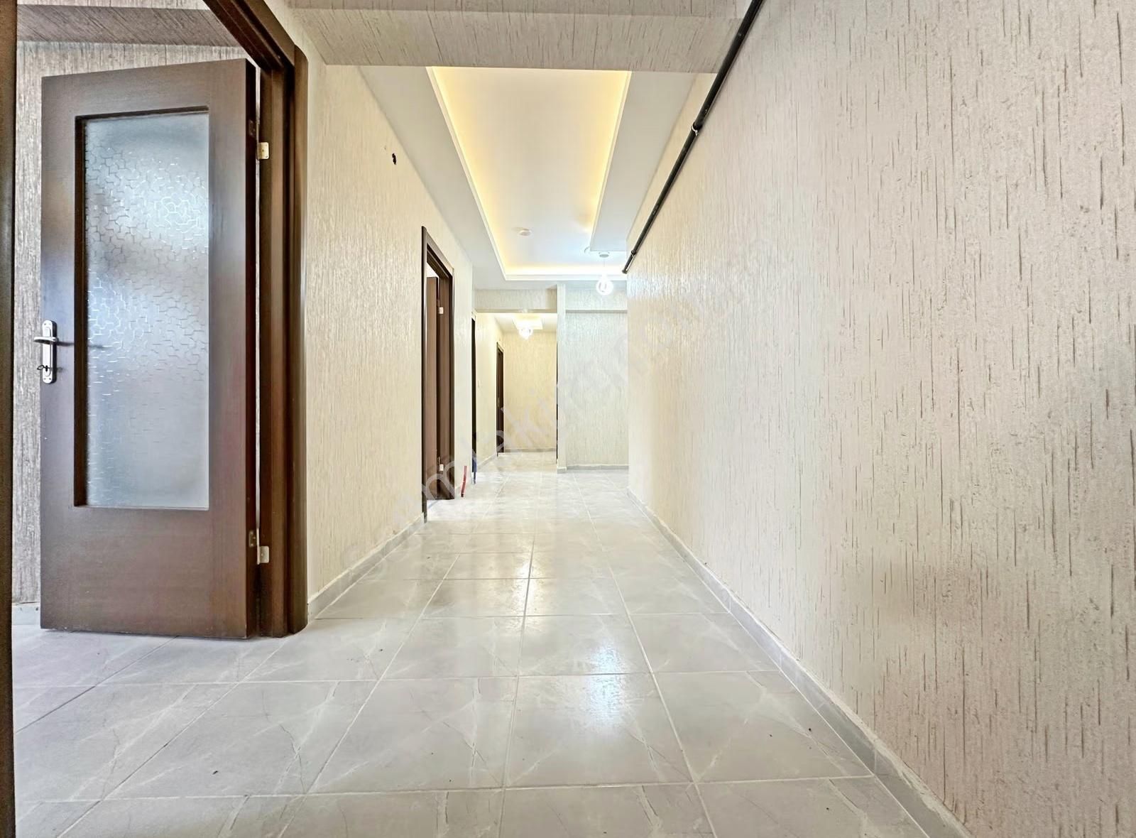 Keçiören'de Teras Balkonlu, Yapılı, Merkezi Konumda 3+1 Daire - Görsel 19