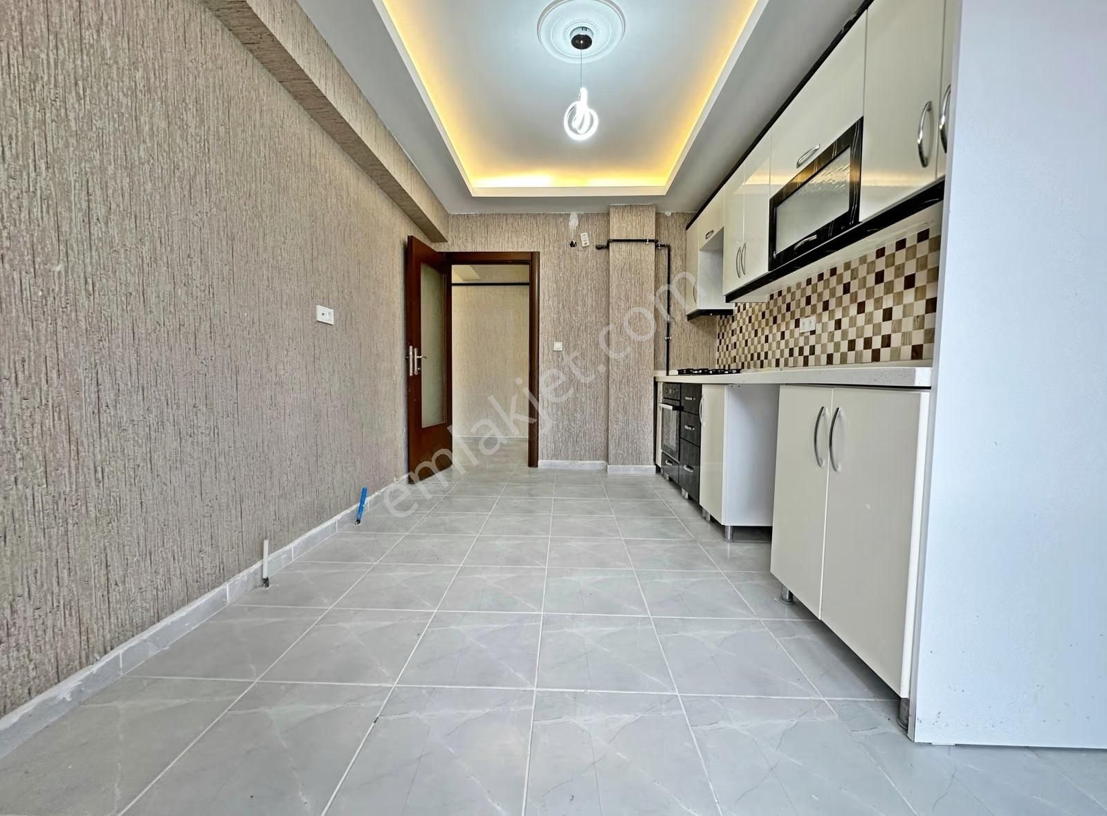 Keçiören'de Teras Balkonlu, Yapılı, Merkezi Konumda 3+1 Daire - Görsel 21