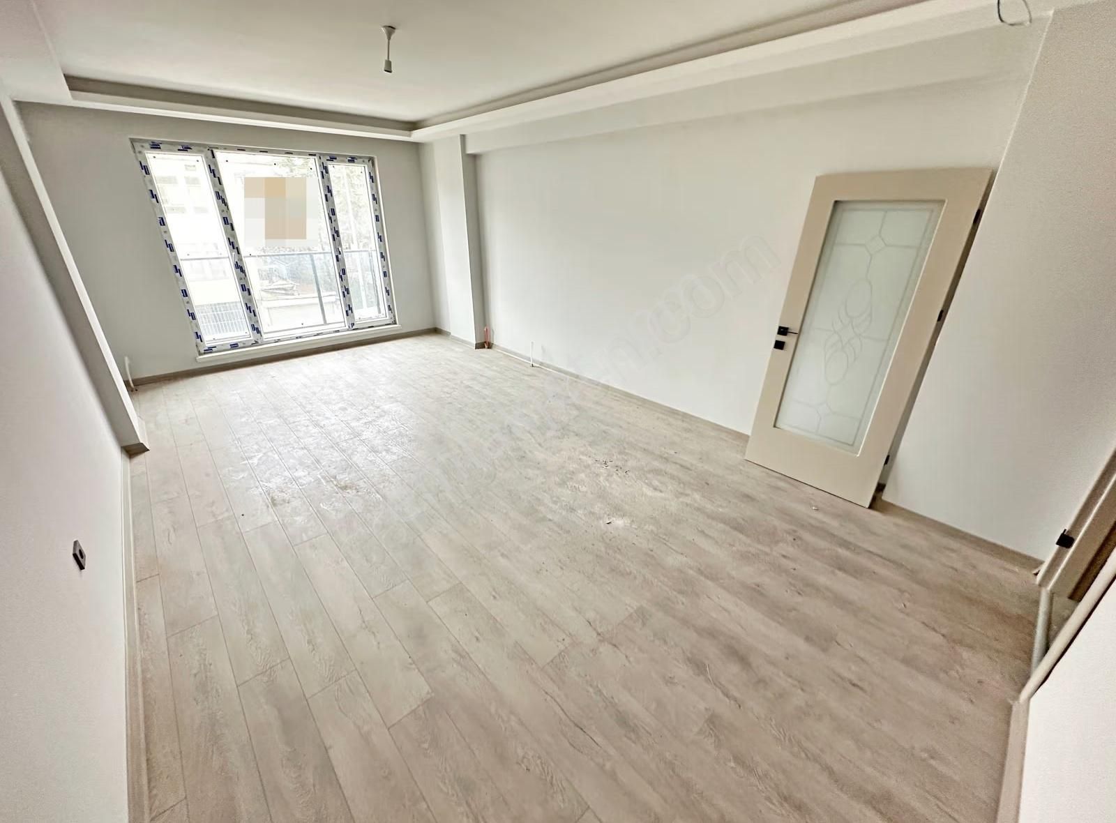 Keçiören'de Üniversite Yanı Satılık 4+1 Fırsat Dairesi - Görsel 9