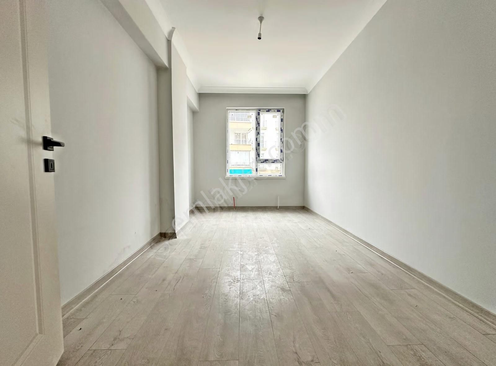 Keçiören'de Üniversite Yanı Satılık 4+1 Fırsat Dairesi - Görsel 34