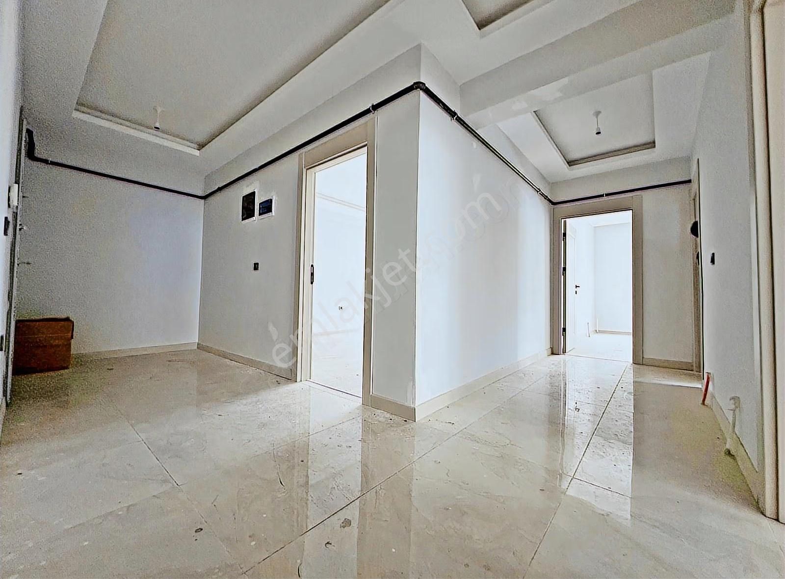 Keçiören'de Üniversite Yanı Satılık 4+1 Fırsat Dairesi - Görsel 14