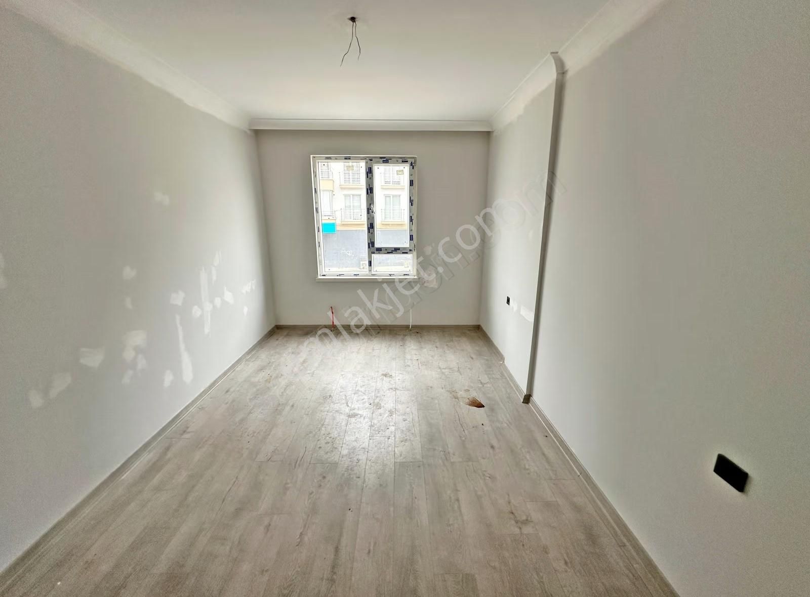 Keçiören'de Üniversite Yanı Satılık 4+1 Fırsat Dairesi - Görsel 23