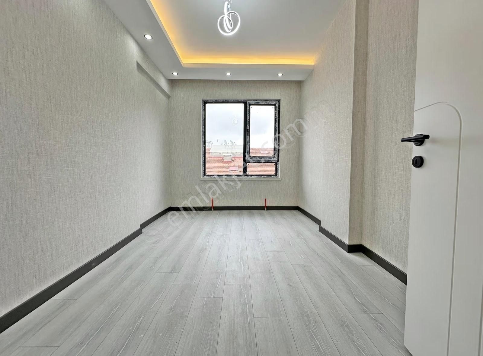 Keçiören'de Full Yapılı, Özel Tasarım 3+1 Geniş Manzaralı Daire - Görsel 20