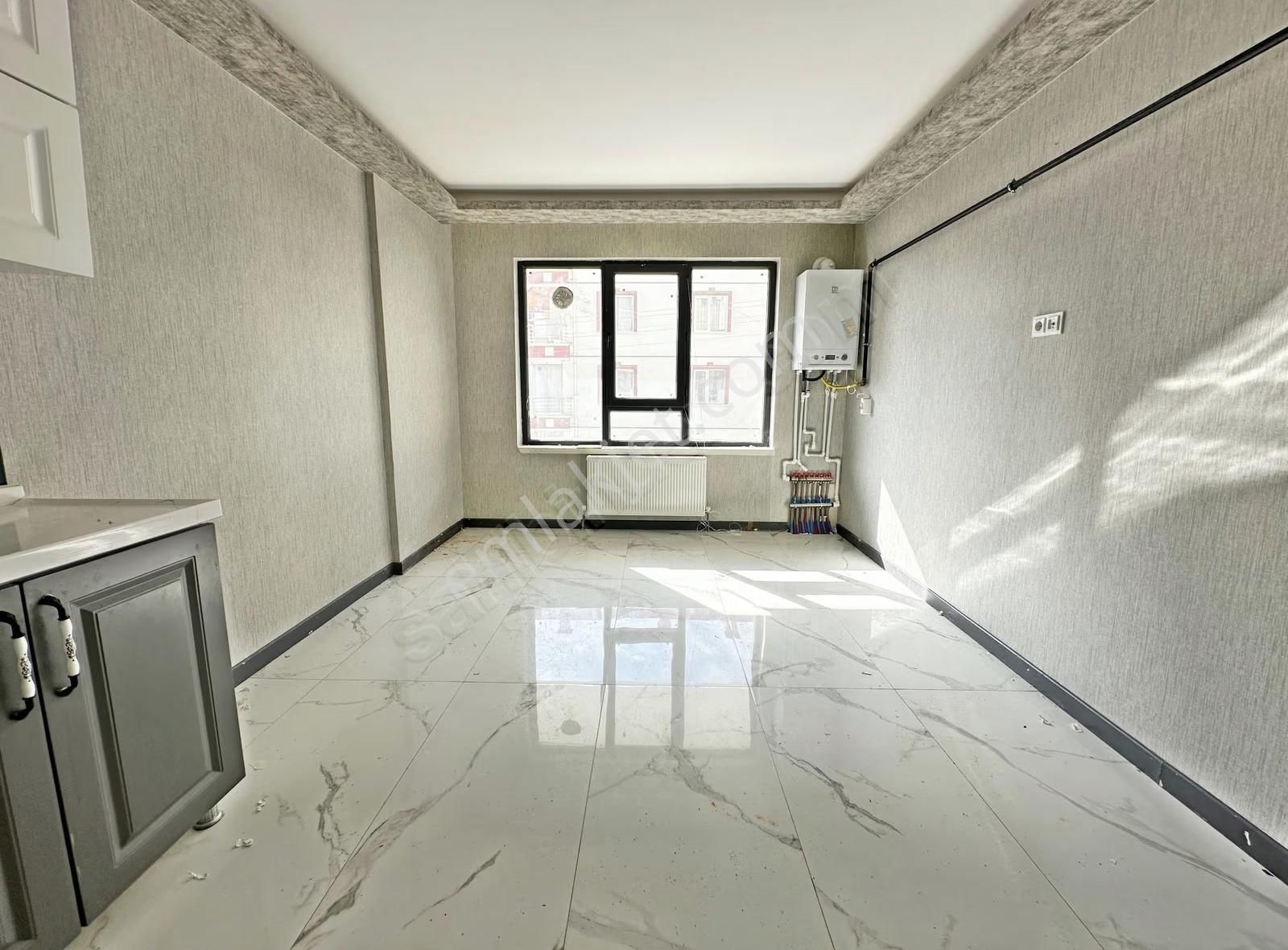 Keçiören'de 145m² 4+1, Çift Banyolu, Köşe Başında Satılık Daire - Görsel 2
