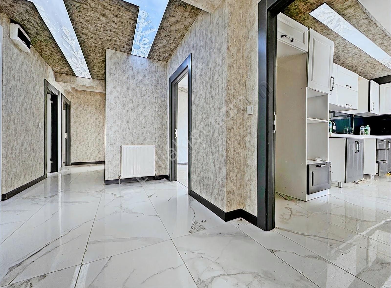 Keçiören'de 145m² 4+1, Çift Banyolu, Köşe Başında Satılık Daire - Görsel 13