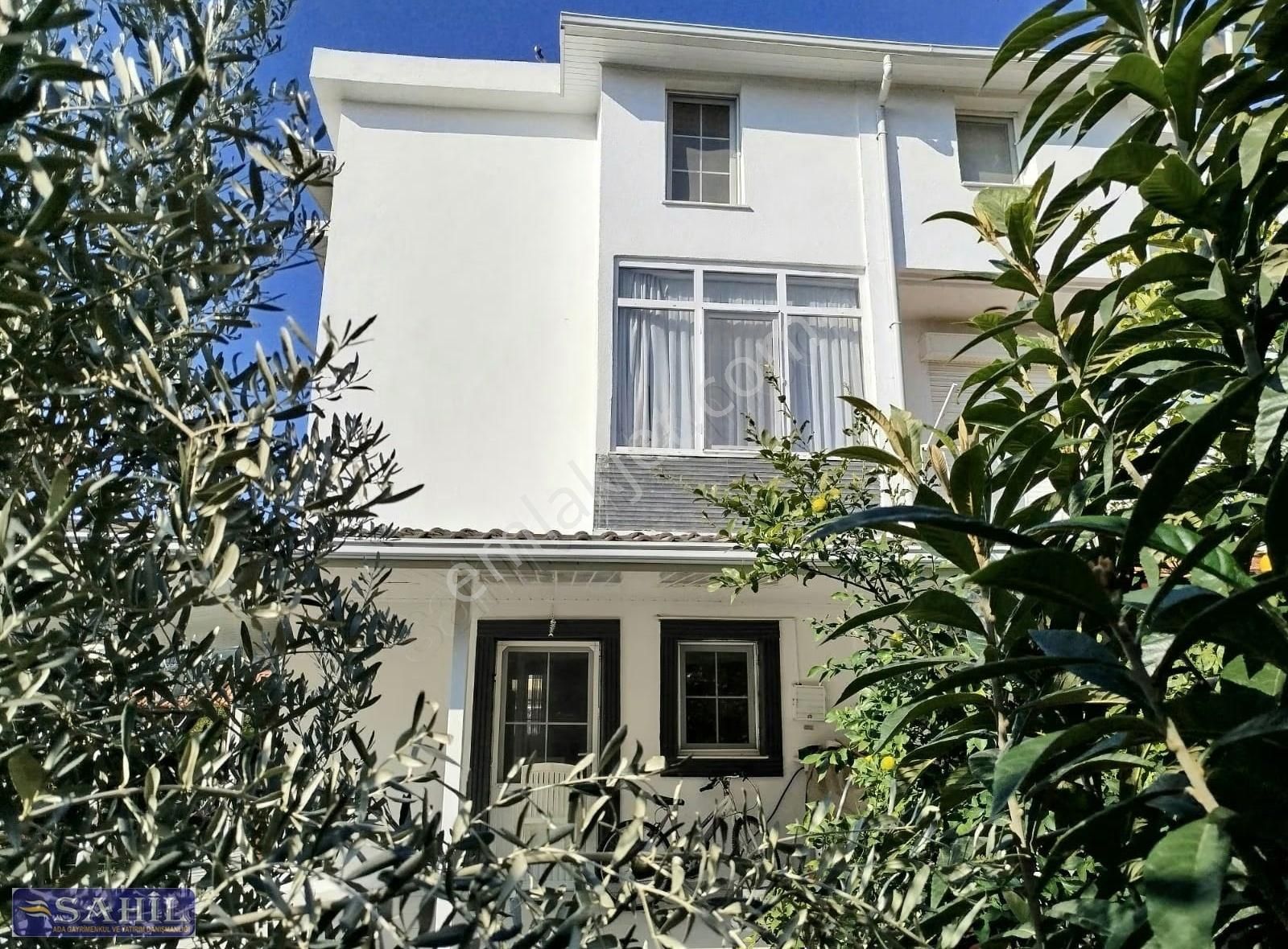 Kuşadası Davutlar Sahilinde Satılık 3+1 Villa - Görsel 27