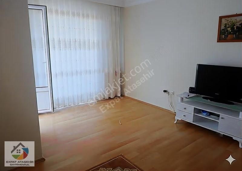 Ümraniye Çamlıkta Temiz Ve Boş Durumda Arakat 2+1 95m2 - Görsel 2