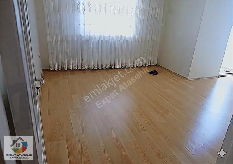 Ümraniye Çamlıkta Temiz Ve Boş Durumda Arakat 2+1 95m2 - Görsel 10