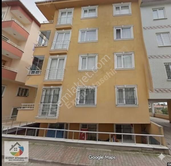 Ümraniye Çamlıkta Temiz Ve Boş Durumda Arakat 2+1 95m2 - Görsel 3