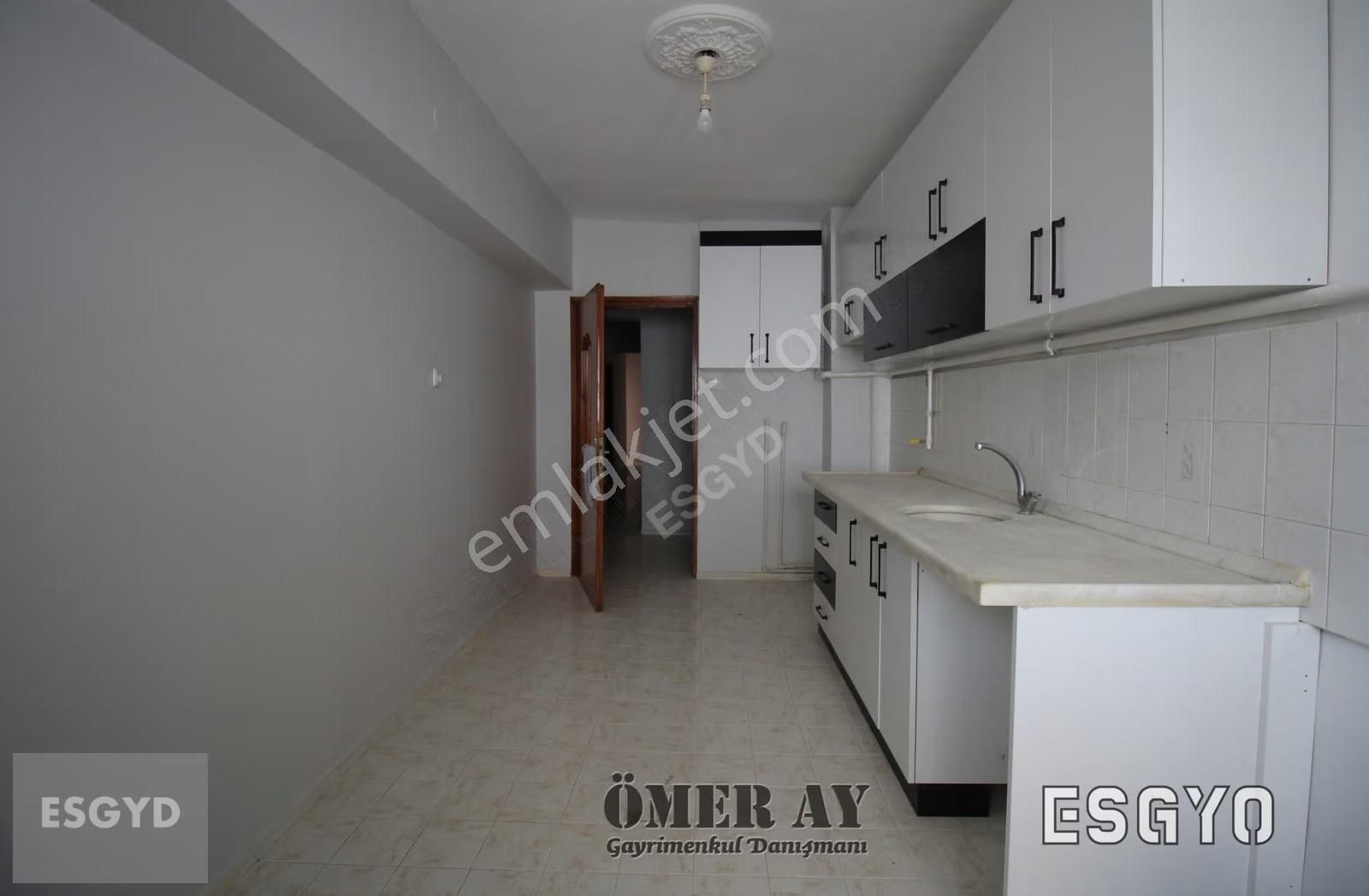 [esgyo] Dan Vatan Caddesinde Kiralık 3+1 Temiz Daire - Görsel 3