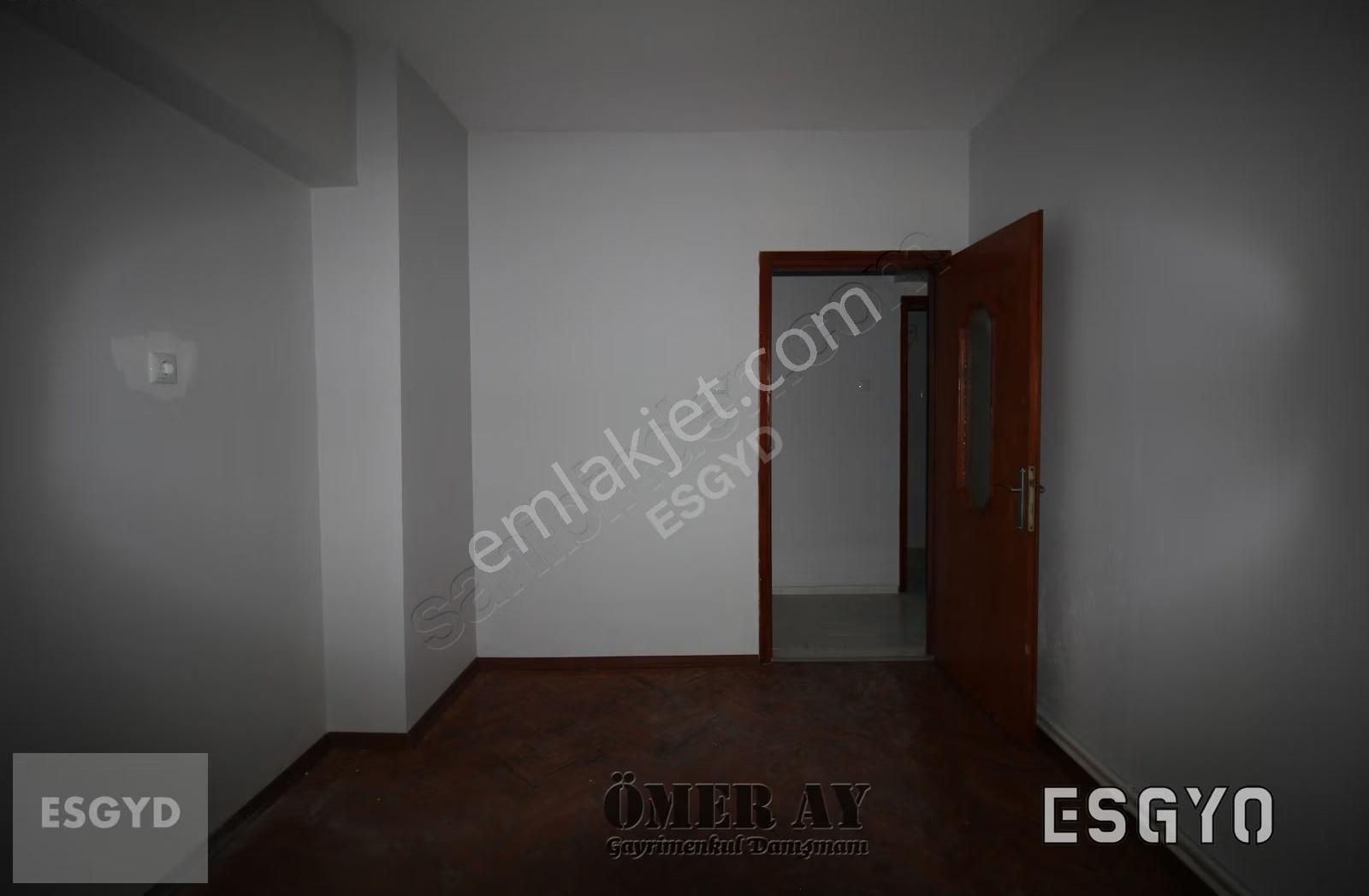 [esgyo] Dan Vatan Caddesinde Kiralık 3+1 Temiz Daire - Görsel 4