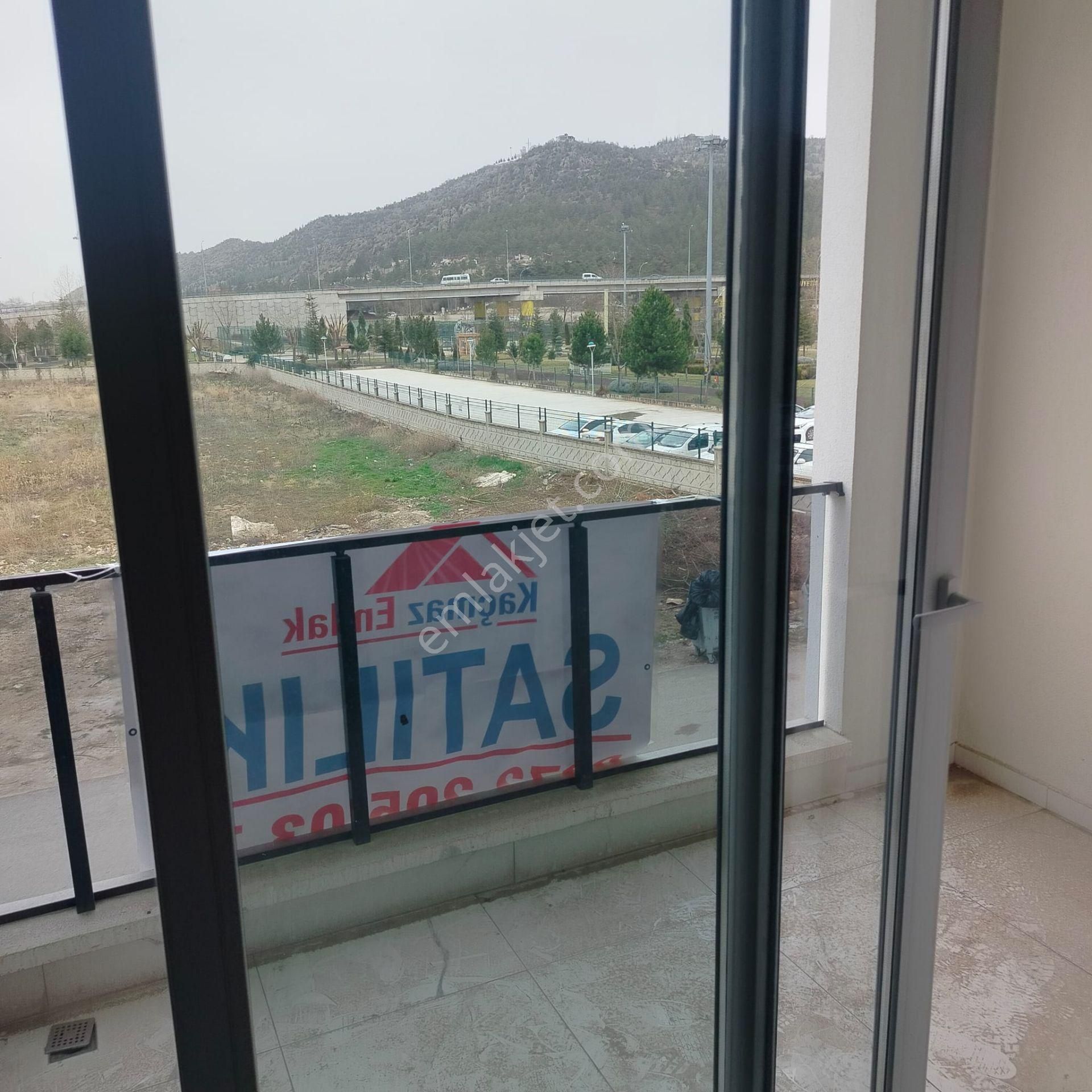 Afyon Selçuklu Mahallesinde Satılık Eşyalı 2+1 Daire - Görsel 9