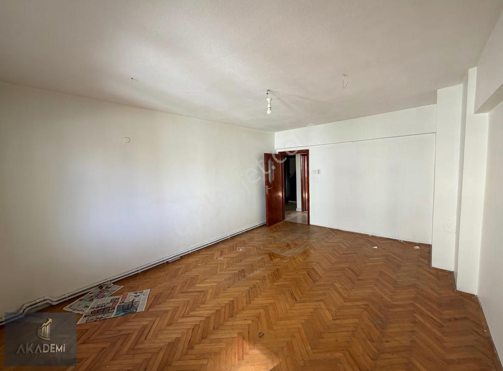 Akademi'den Gökmeydan'da Çift Balkonlu Geniş Kiralık 3+1 - Görsel 15