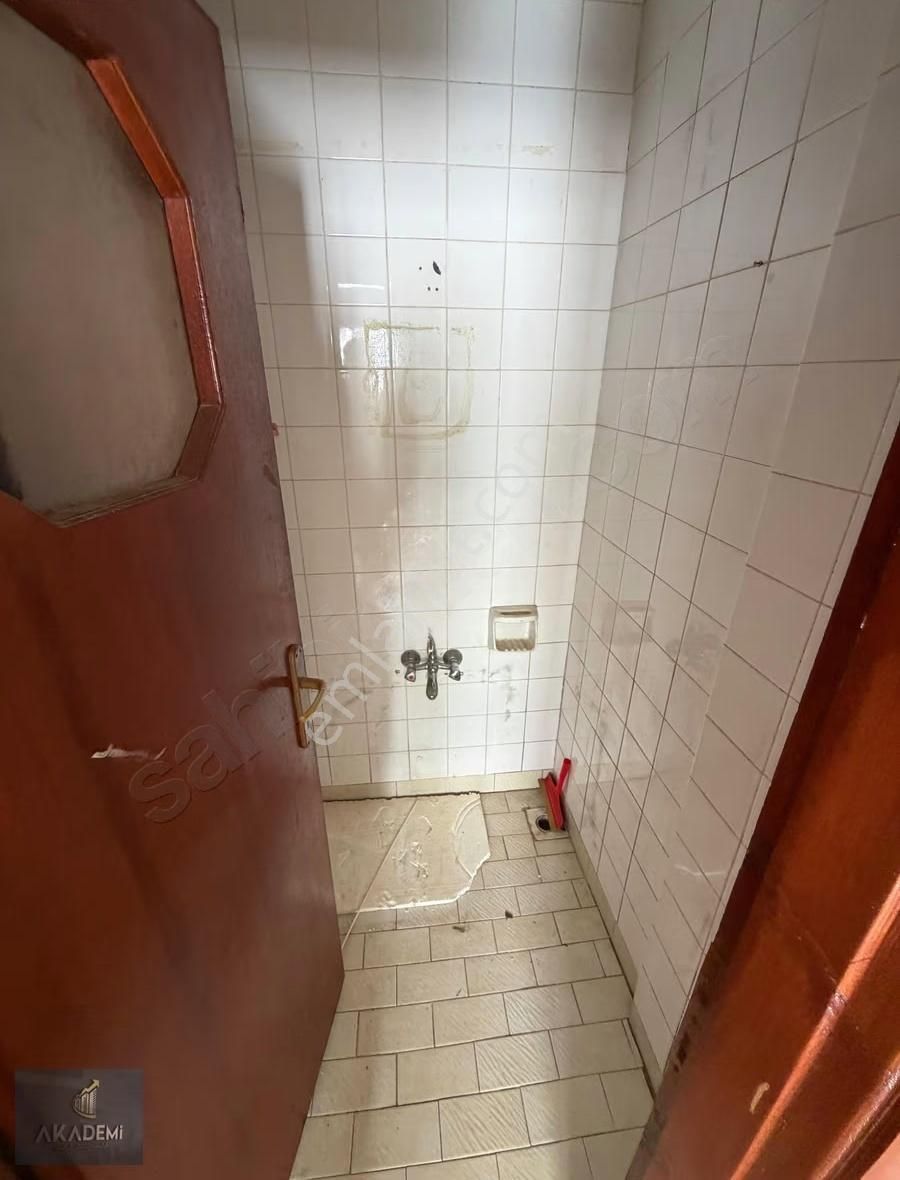 Akademi'den Gökmeydan'da Çift Balkonlu Geniş Kiralık 3+1 - Görsel 9