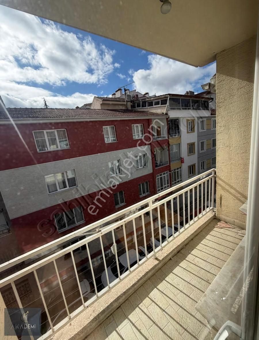 Akademi'den Gökmeydan'da Çift Balkonlu Geniş Kiralık 3+1 - Görsel 10