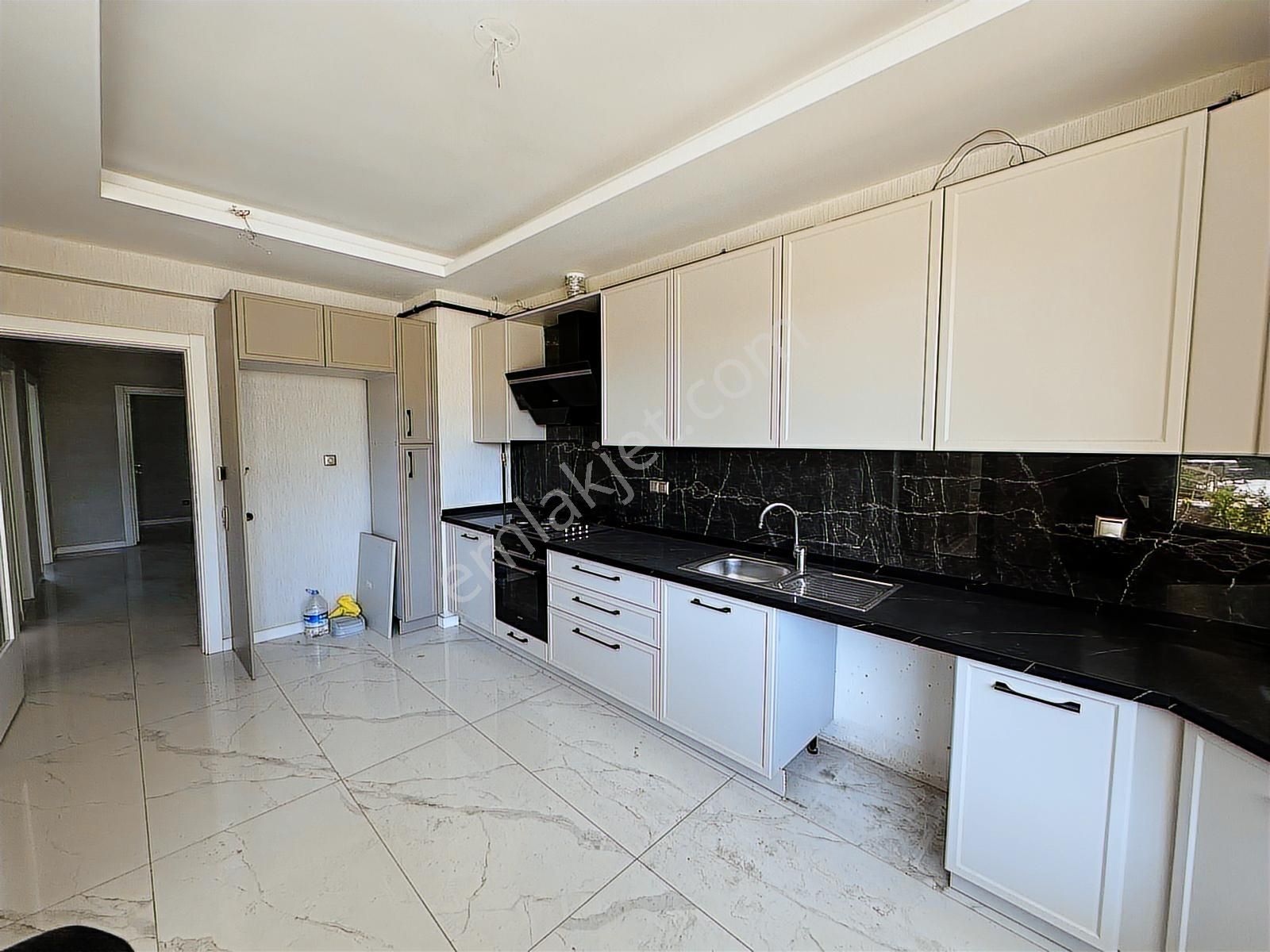 Şems'ten Arma Rivada Güvenlikli Siteiçi Çok Geniş Lüks 2+1 Daire - Görsel 4