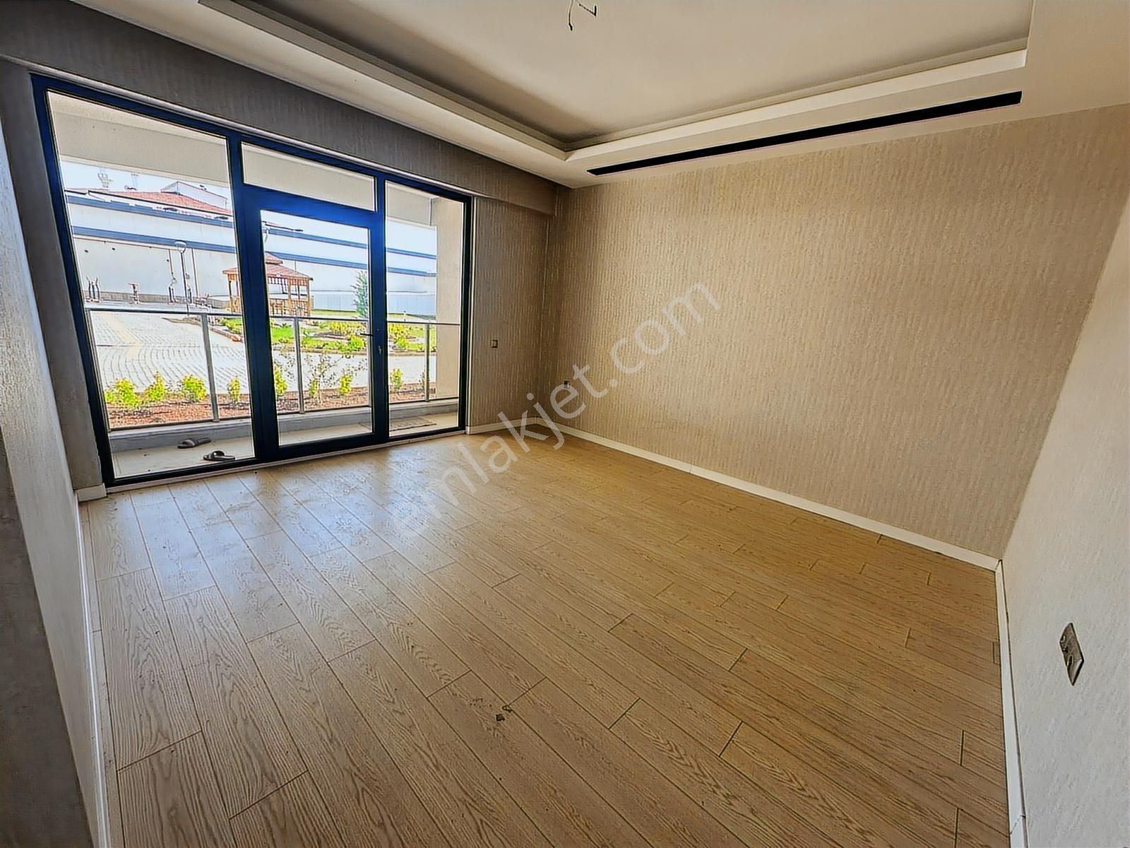 Şems'ten Arma Rivada Güvenlikli Siteiçi Çok Geniş Lüks 2+1 Daire - Görsel 6