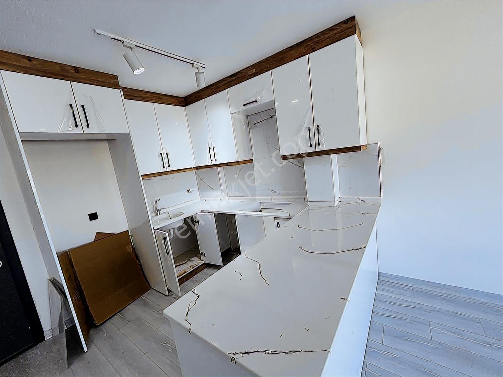 Kuşadası Merkezde Satılık 2+1 Sıfır Rezidans Daireler - Görsel 31