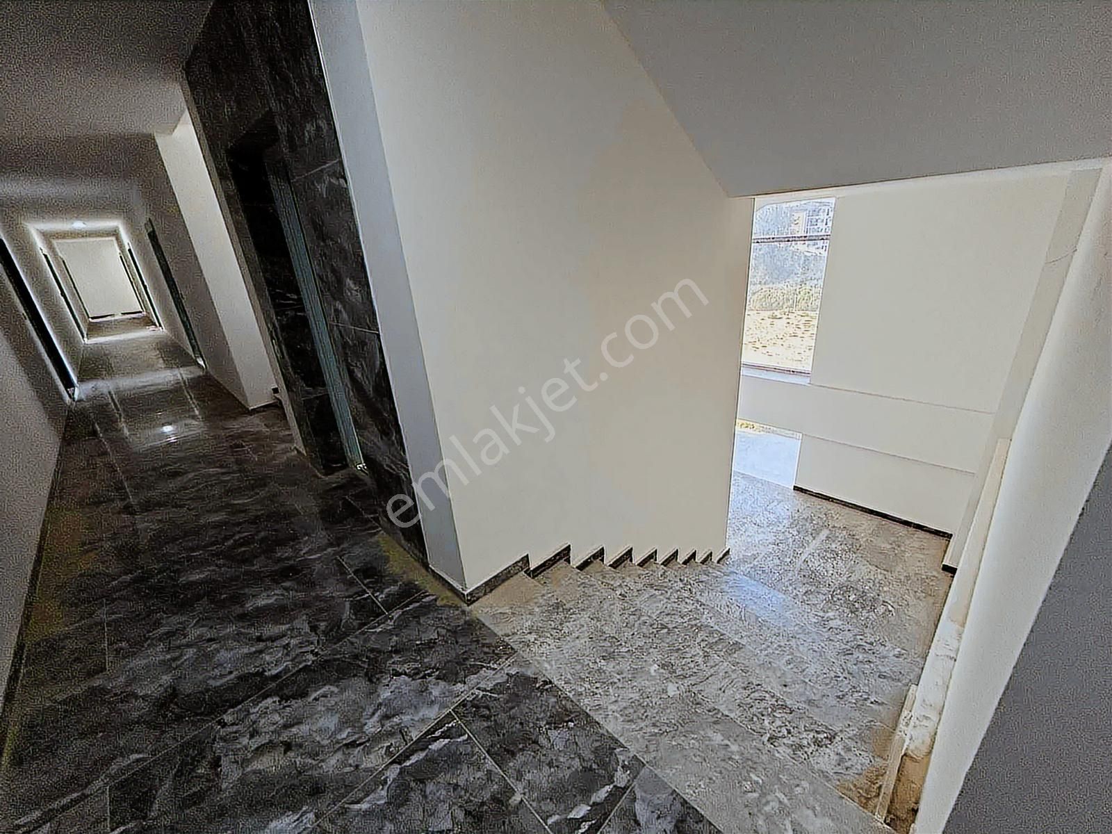 Kuşadası Merkezde Satılık 2+1 Sıfır Rezidans Daireler - Görsel 21