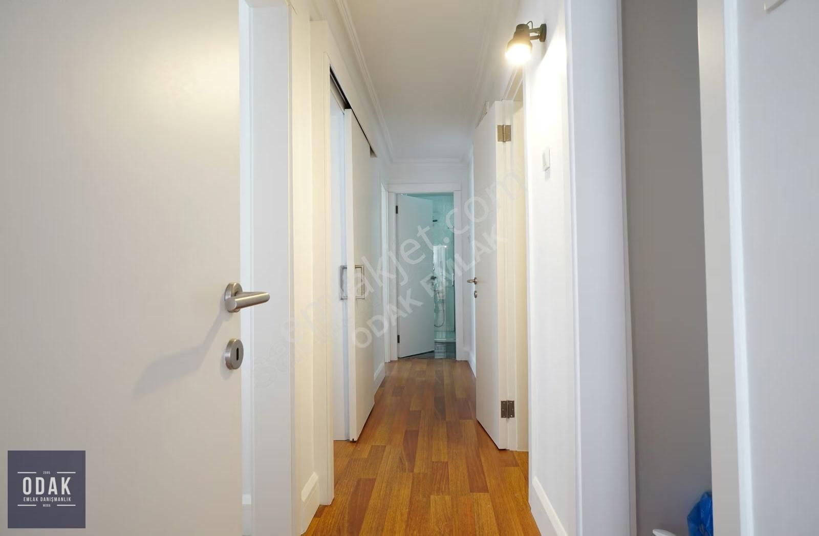 Odak'tan Moda Burnu'nda Tamamen Yenilenmiş Mobilyalı 3+1 - Görsel 19