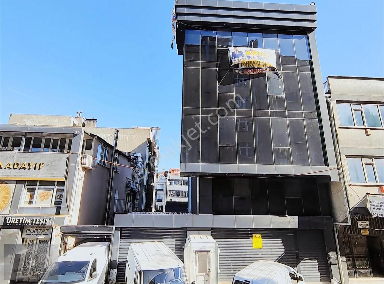 Sulyapıdan Prestijli Cam Giydirmeli Caddeye Yakın Komple Plaza - Görsel 22