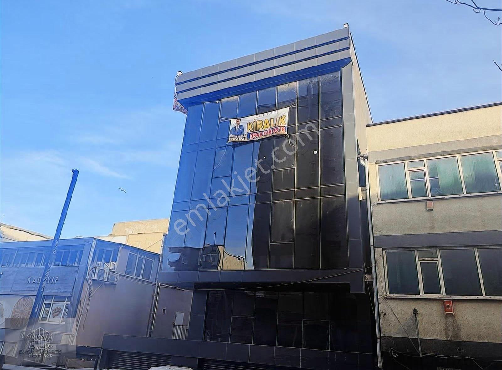 Sulyapıdan Prestijli Cam Giydirmeli Caddeye Yakın Komple Plaza - Görsel 8