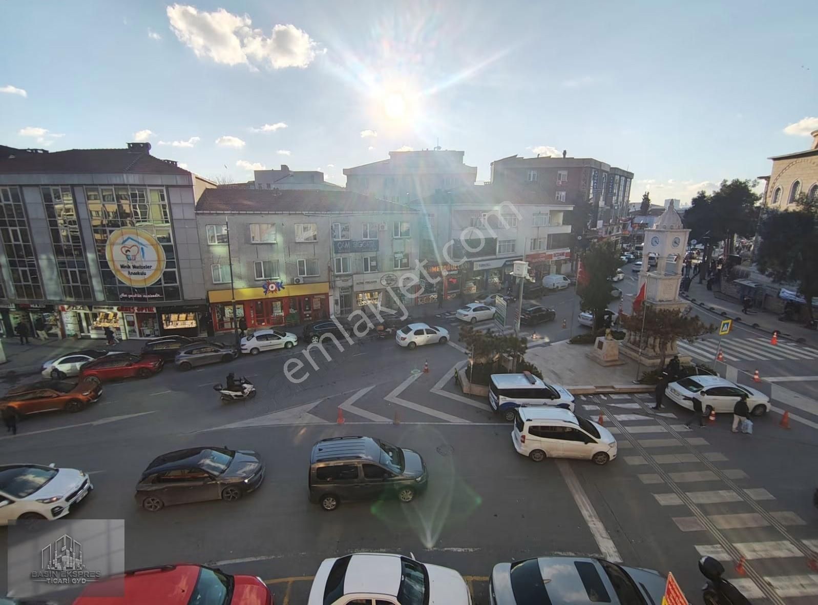 Sulyapıdan Güneşli Meydanda Tabela Değeri Yüksek Kiralık Ofis - Görsel 13