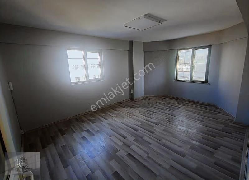 Sulyapıdan Ofise Showrooma Uygun Kiralık 450m2 İş Hanı Katı - Görsel 2