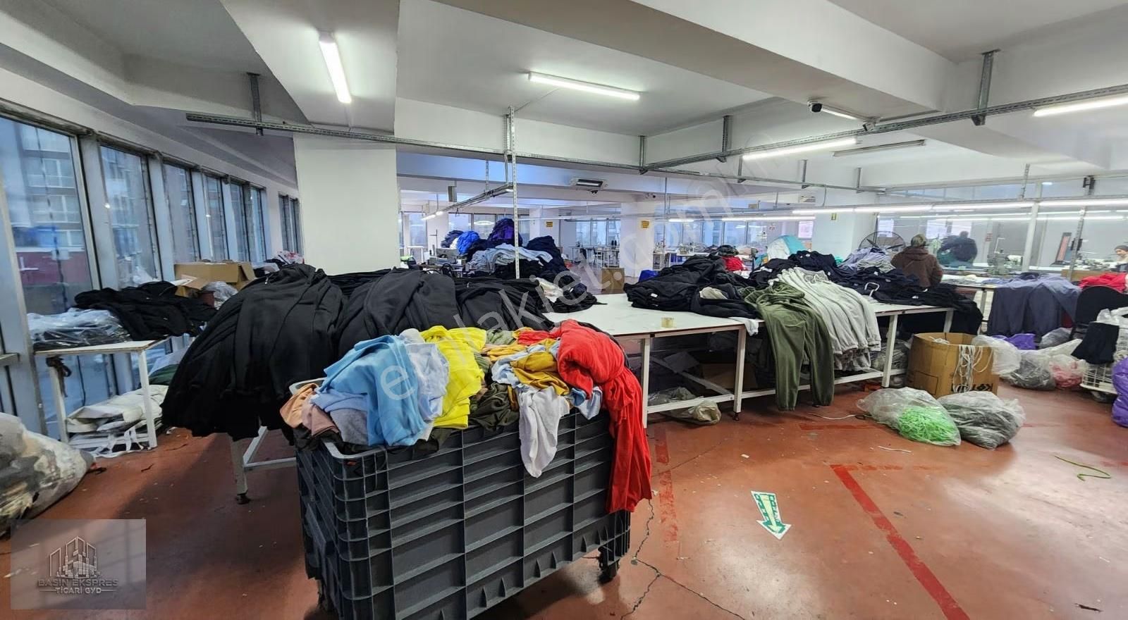 Sulyapıdan 1000 M2 2 Katlı İş Hanı Katı Kiralik Cadde Üzerinde - Görsel 23