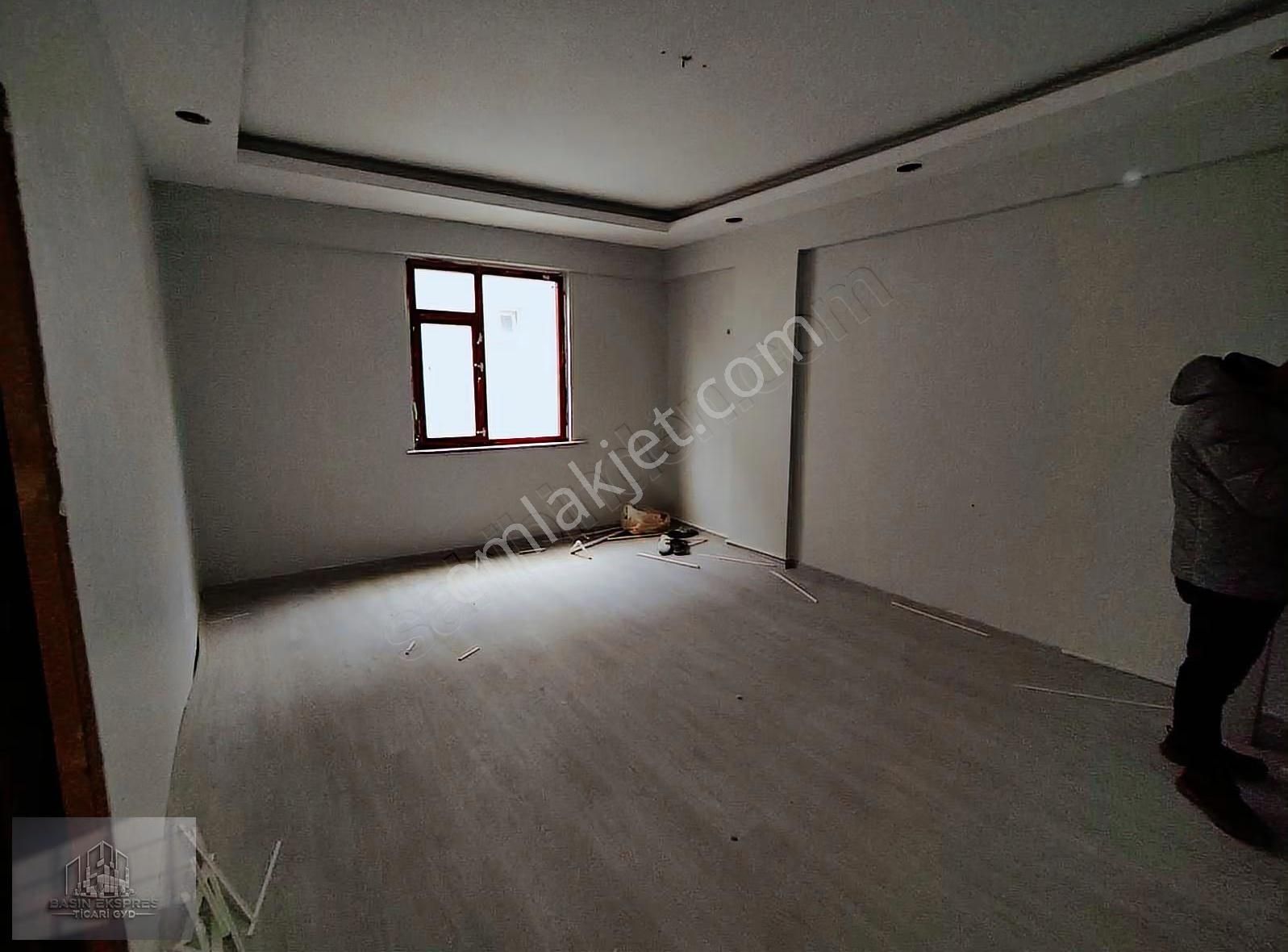 Sulyapıdan Güneşli Meydanda 1+1 50 M2 Kiralık Ofis - Görsel 11