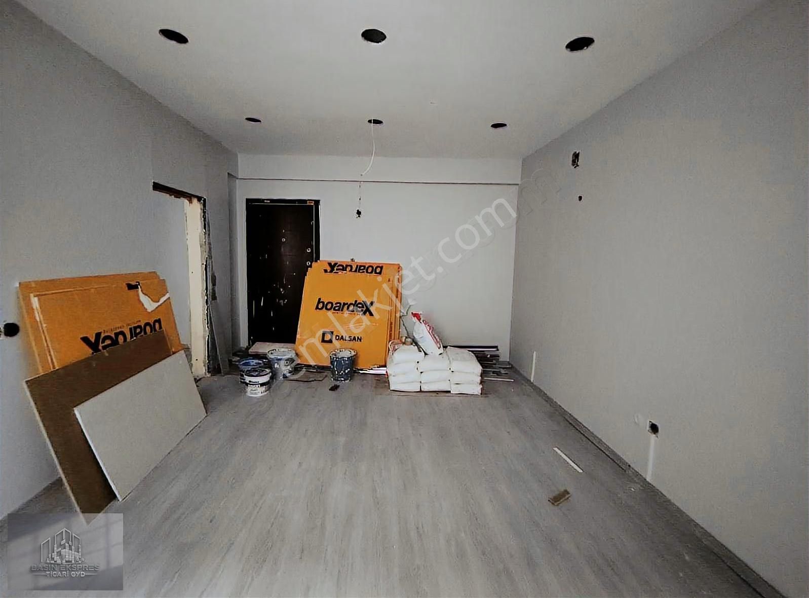 Sulyapıdan Güneşli Meydanda 1+1 50 M2 Kiralık Ofis - Görsel 3