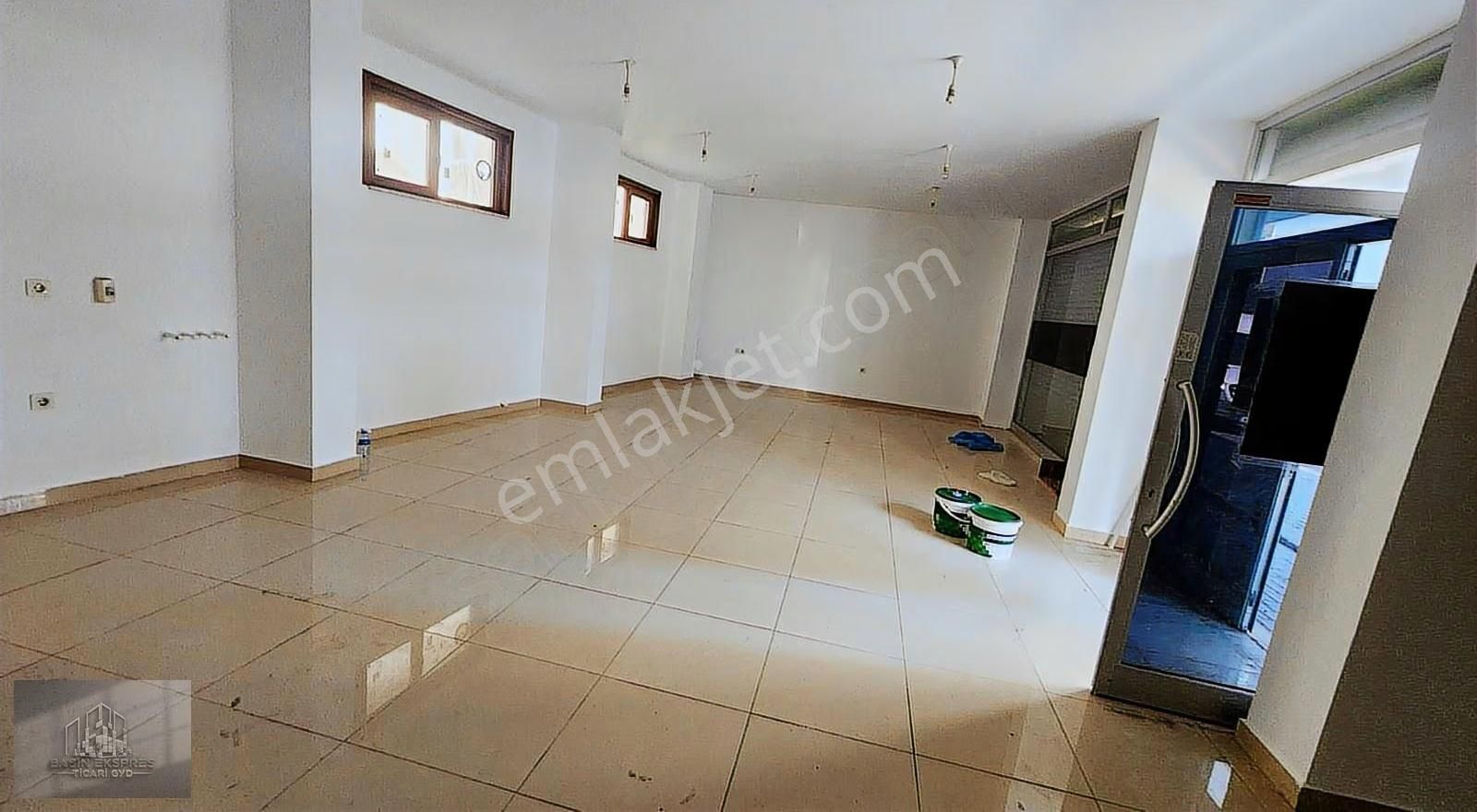 Sulyapıdan Kiralik İskanli 160 M2 Dükkan - Görsel 8