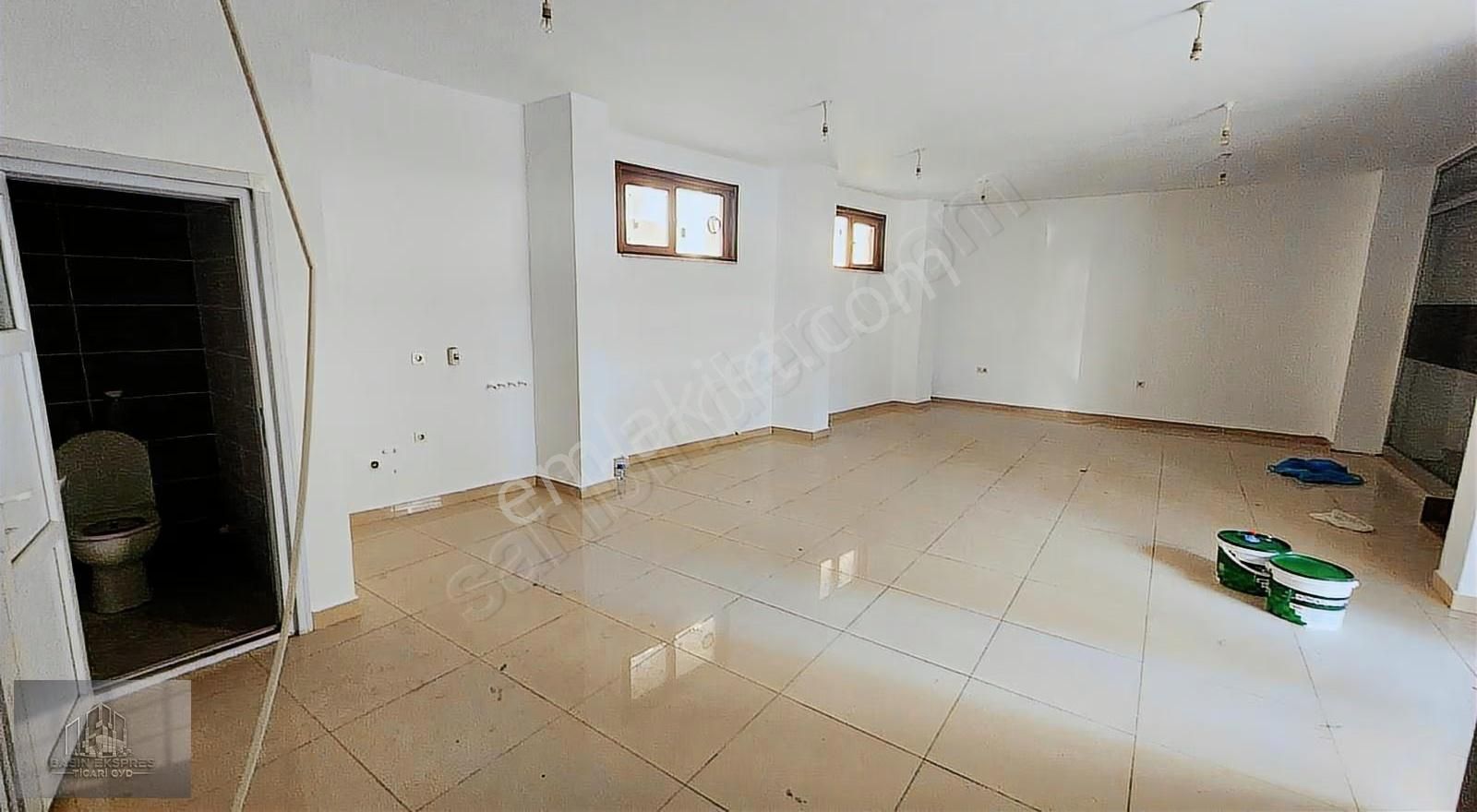 Sulyapıdan Kiralik İskanli 160 M2 Dükkan - Görsel 6