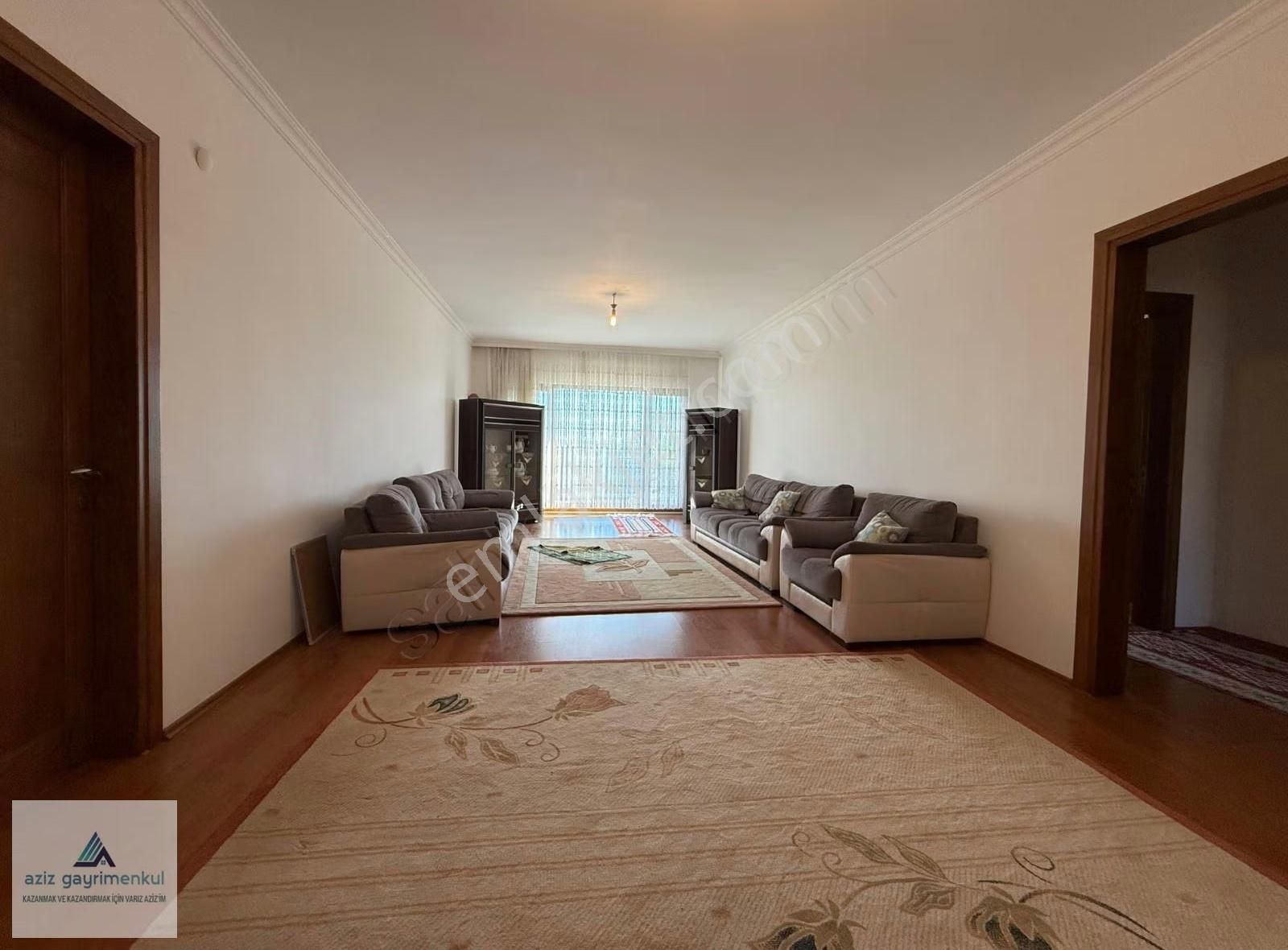 Silivri Ortaköyde Satılık 8+2 Havuzlu Villa - Görsel 15