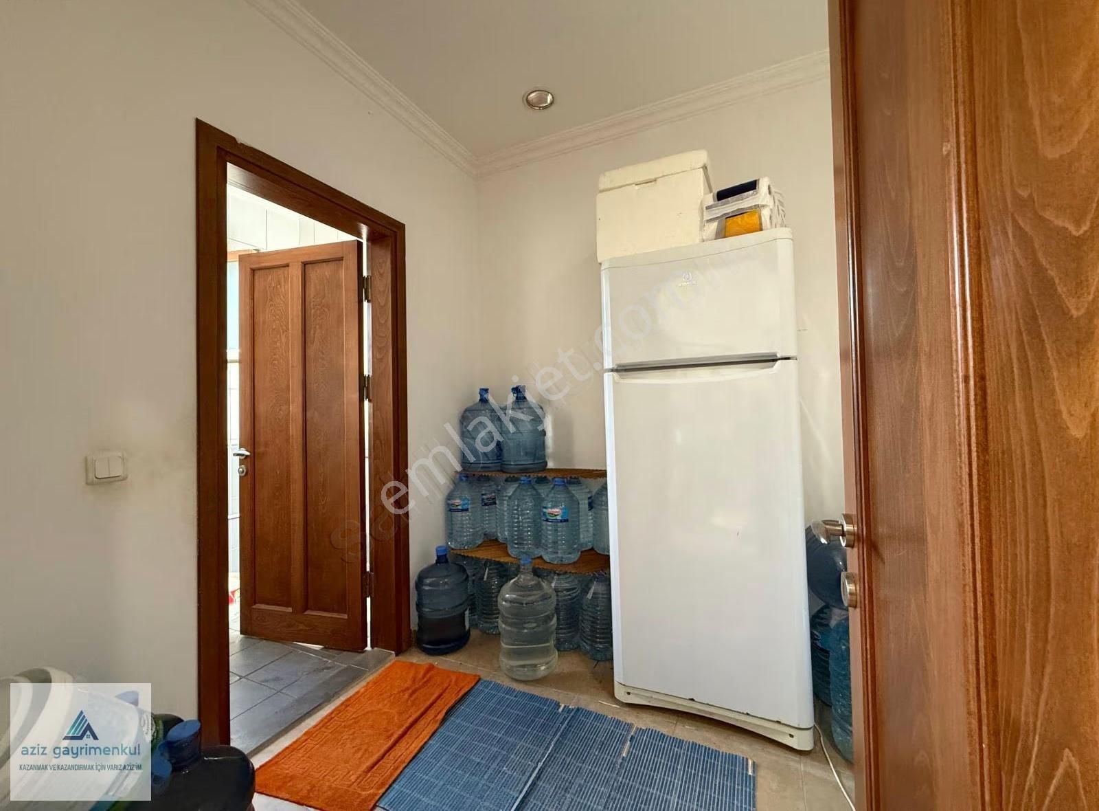 Silivri Ortaköyde Satılık 8+2 Havuzlu Villa - Görsel 26