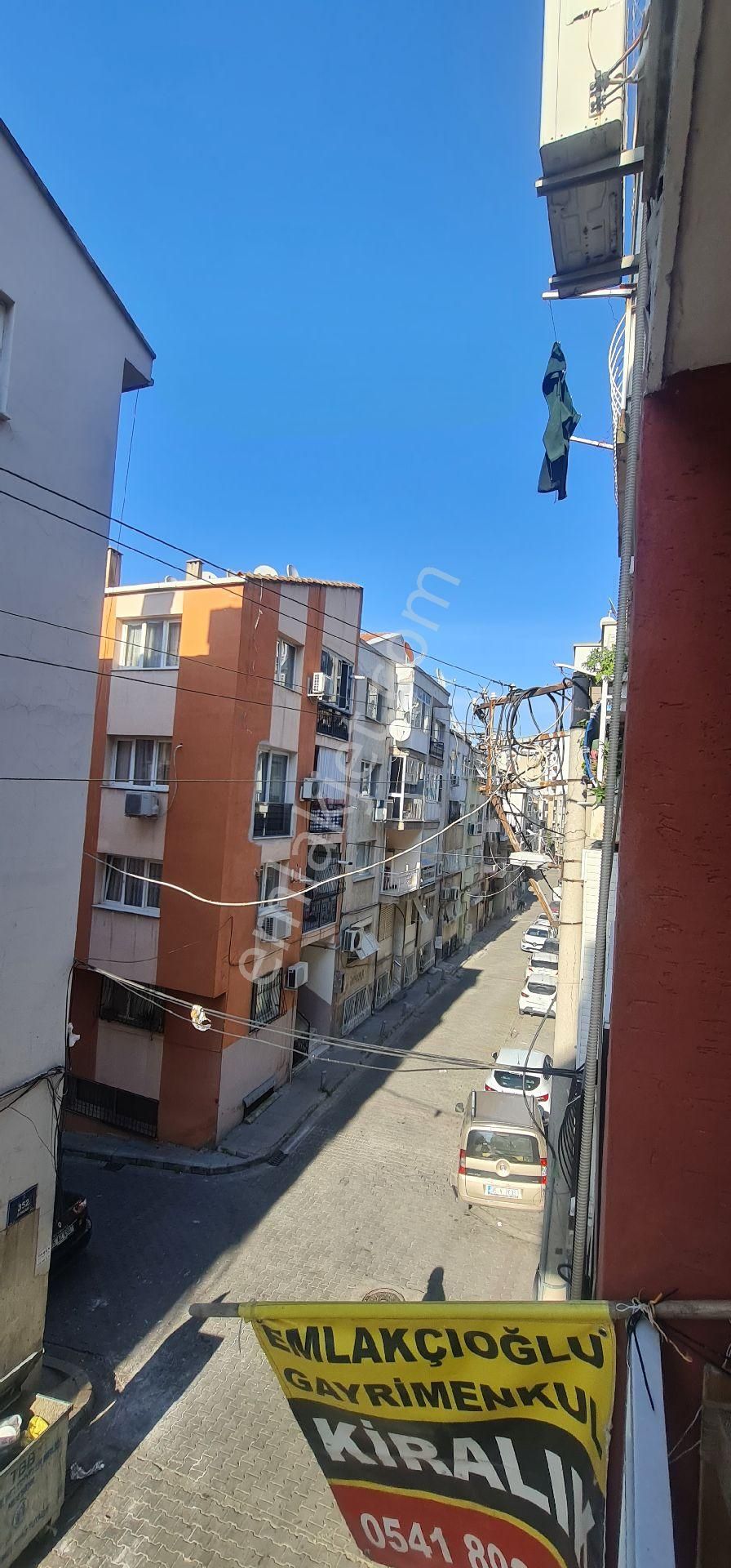 İzmir Konakaltıntaş Mahallesinde Kıralık 3+1 Daire - Görsel 35