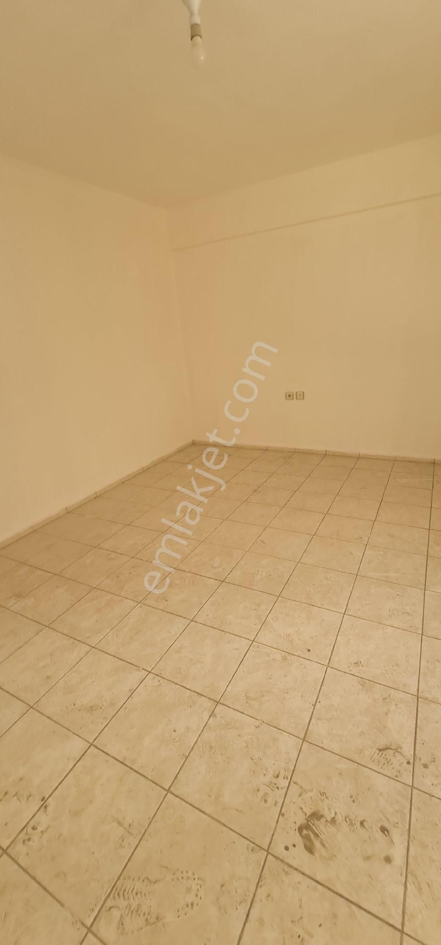 İzmir Konakaltıntaş Mahallesinde Kıralık 3+1 Daire - Görsel 24