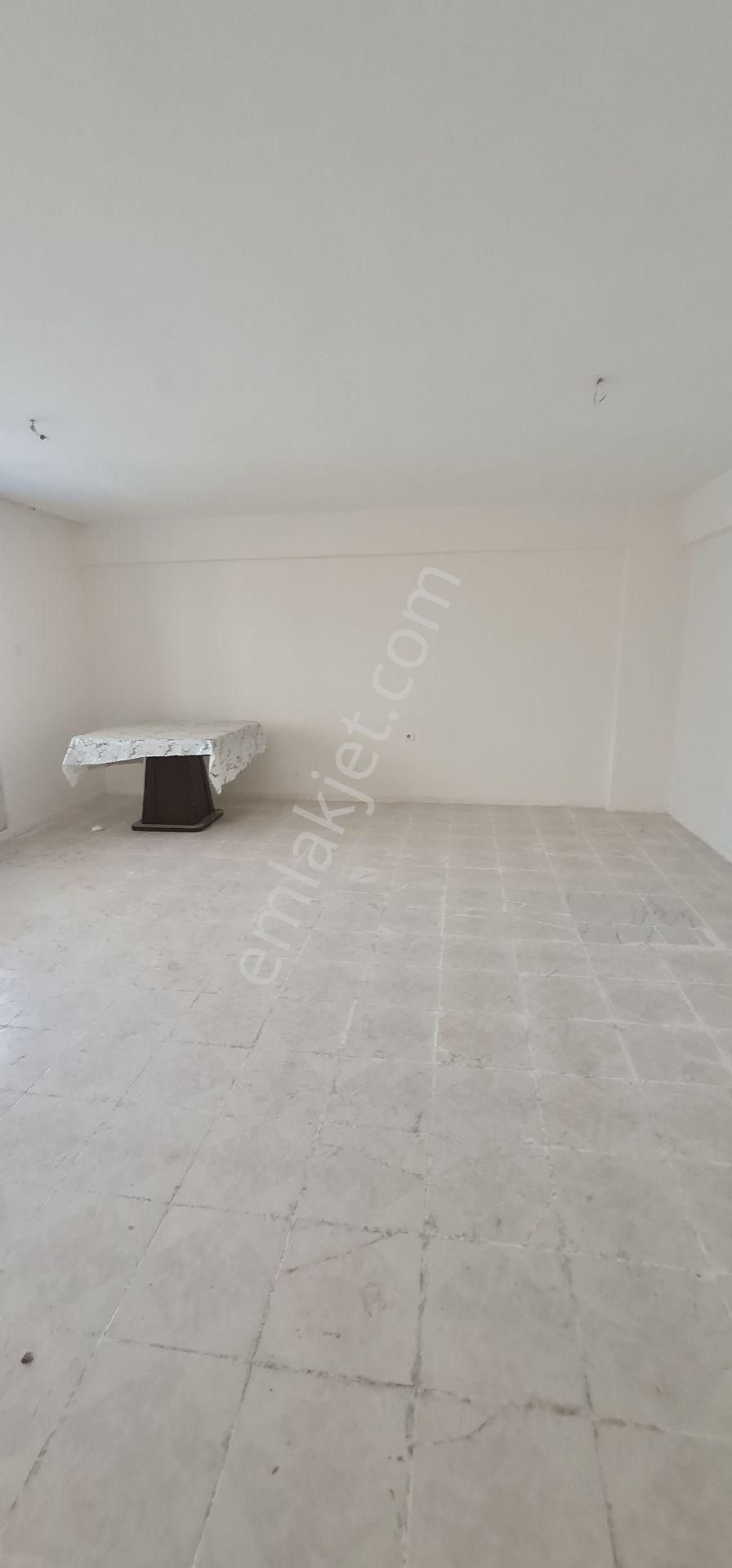 İzmir Konakaltıntaş Mahallesinde Kıralık 3+1 Daire - Görsel 28