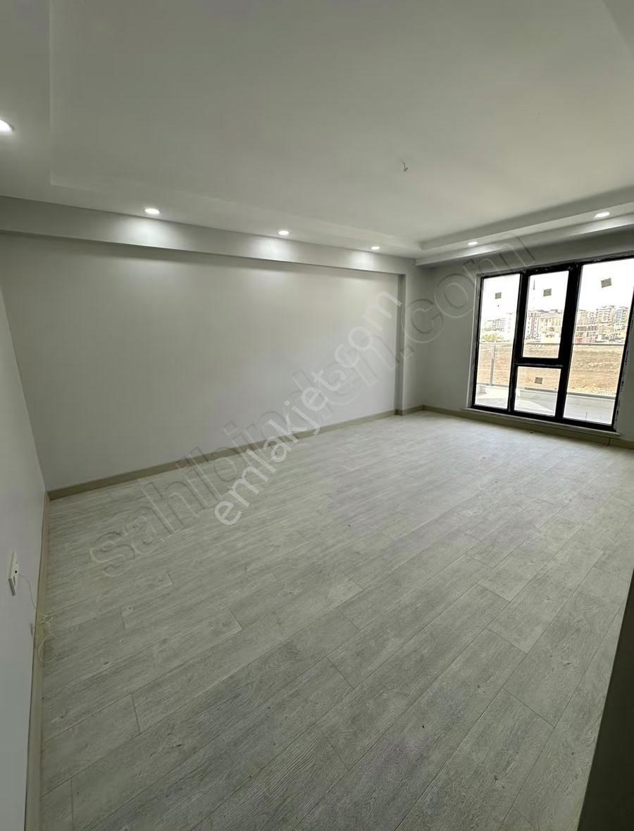 Kombi Ve Ankastre Seti Hediyeli Tepe Bölgesinde Lüks 2+1 Daire - Görsel 9