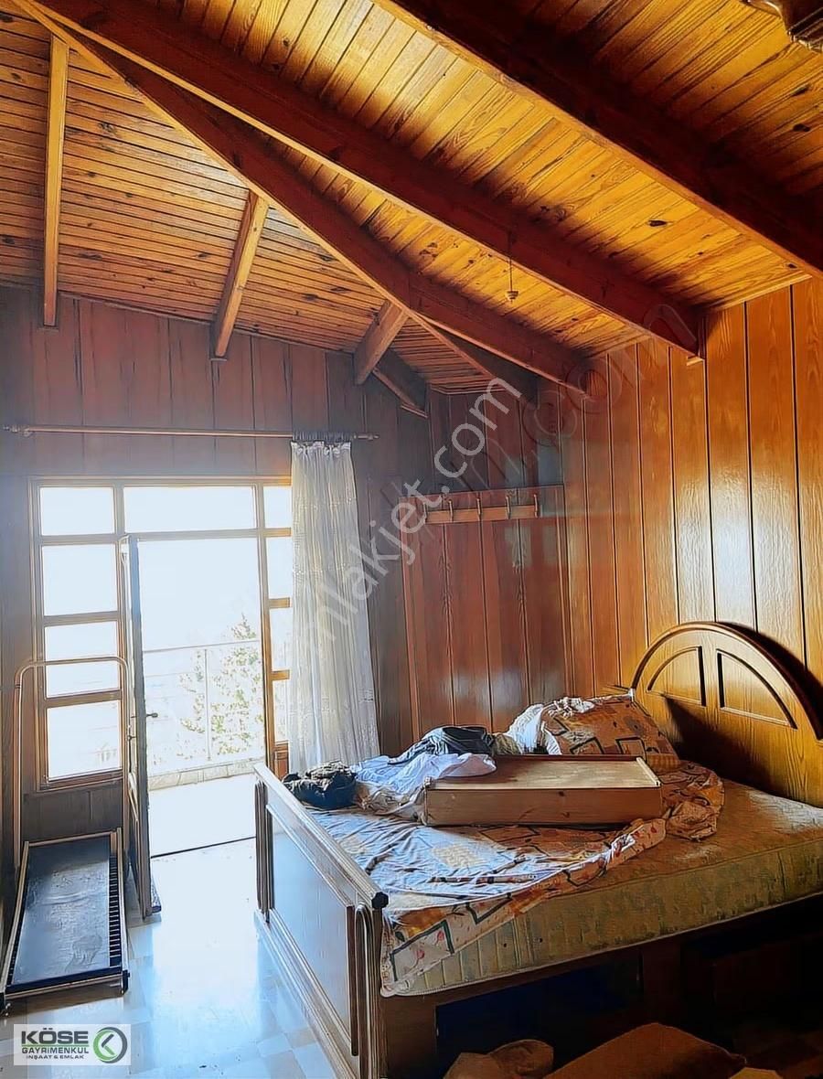 Büyükçekmece Merkez Mah. Satılık 802 M2 Arsaya Sahip Villa - Görsel 6