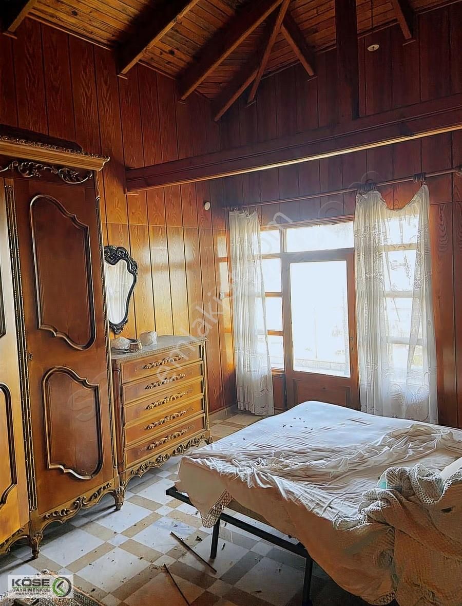 Büyükçekmece Merkez Mah. Satılık 802 M2 Arsaya Sahip Villa - Görsel 8