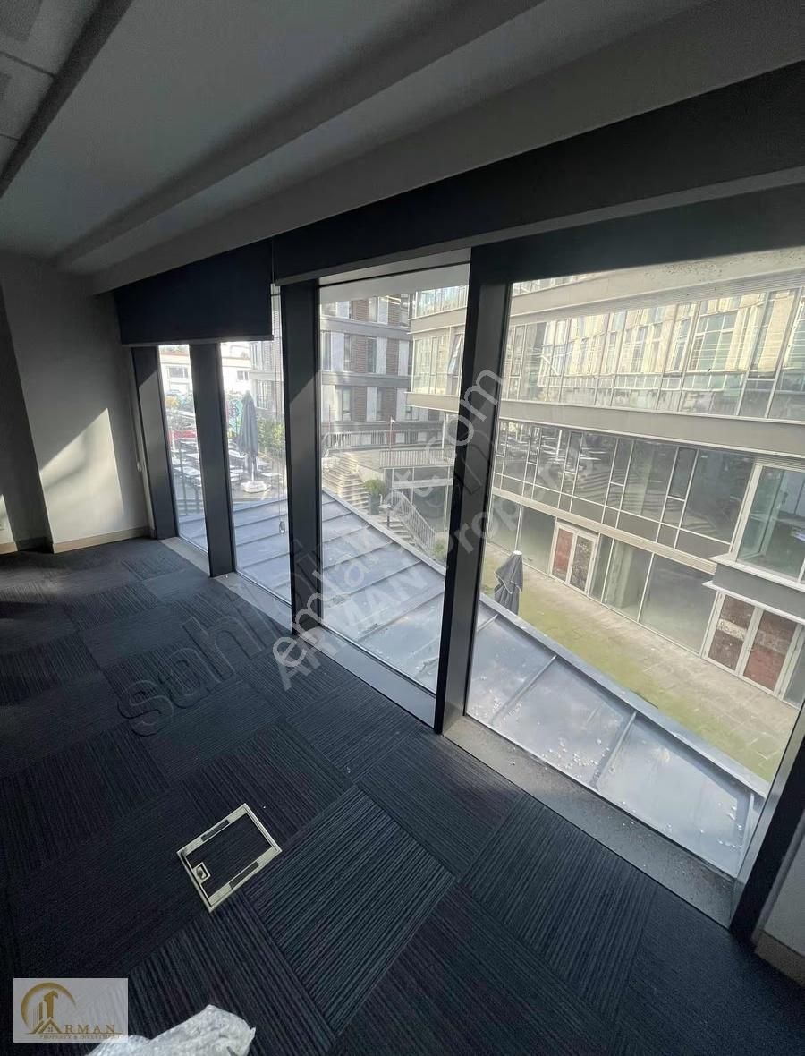 Nef 09 Plaza'da Metroya Çok Yakın Fırsat Kiralık Boş Ofis - Görsel 16